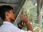 sculpteur de bouddha